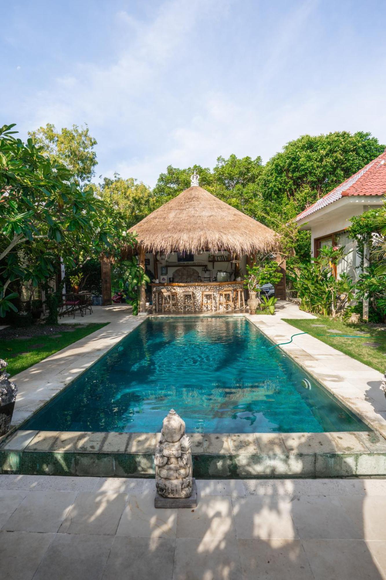 Bed and Breakfast La Kreyiol Uluwatu Esterno foto