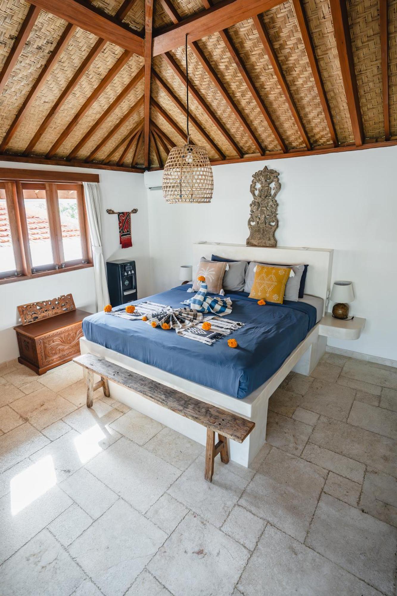 Bed and Breakfast La Kreyiol Uluwatu Esterno foto