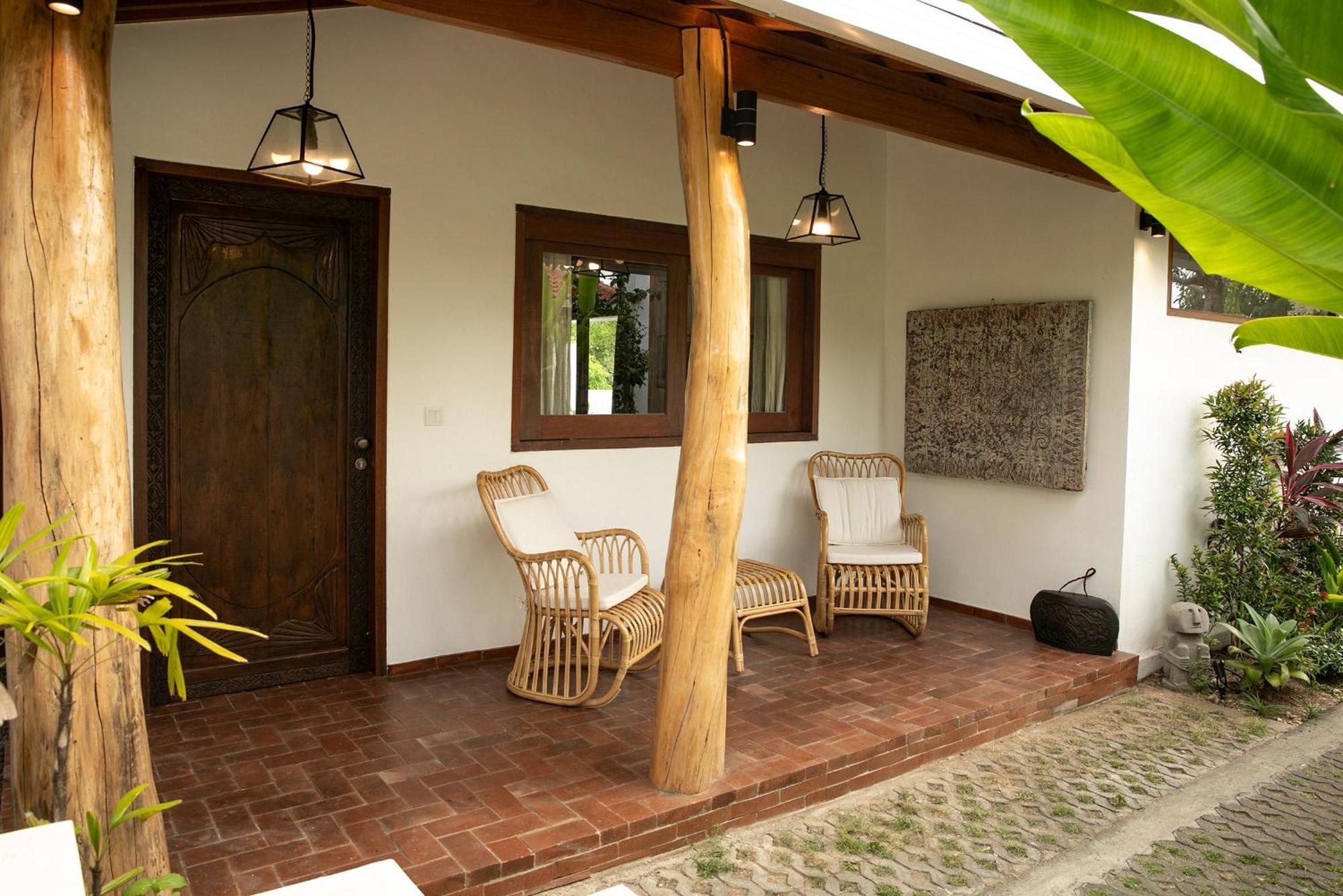 Bed and Breakfast La Kreyiol Uluwatu Esterno foto